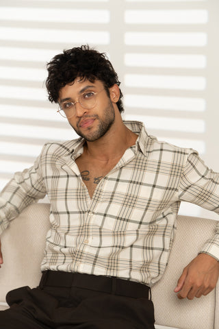 MinusOne Men’s Off-White & Brown Checkered Cotton Shirt – Regular Fit, Full Sleeves