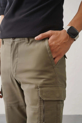 The Regular Fit Pro Cargo Pants - Olive Minus One