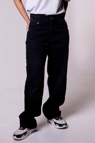 Straight fit Denim - Charcoal Black - Gimaq - The magic shuffle!