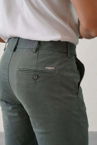 The Regular Fit Daylong Chino - Stained Olive minus1lifestyle