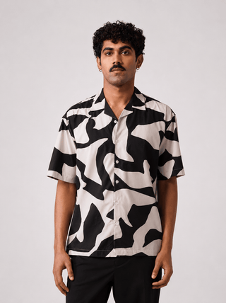 Black & White Printed Cotton Stretch Shirt – Loose Fit, Half Sleeves