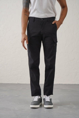 The Regular Fit Pro Cargo Pants - Black