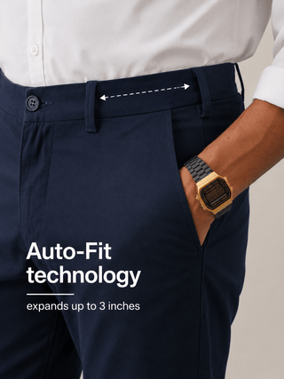 The Regular Fit Travel Chino - Navy
