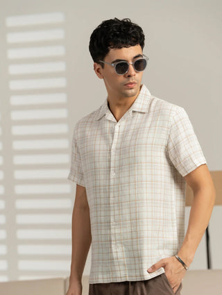 Off-White Checked Cuban Collar Shirt – Regular Fit, Half Sleeves