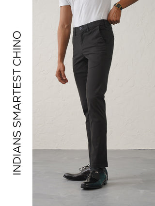 The Slim Fit Daylong Chino - Black Beast