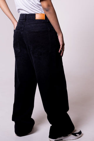 Baggy fit Denim - Charcoal Black - Gimaq - The magic shuffle!