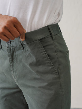 The Regular Fit Daylong Chino - Stained Olive