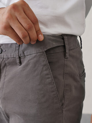 The Slim Fit Daylong Chino - Stolen Hide
